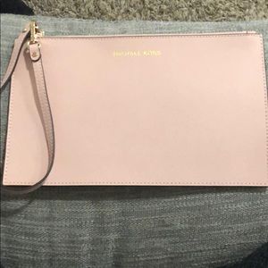 Michael Kors wrislet
